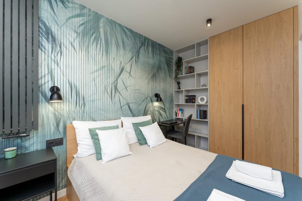 Bed, Bedroom, wardrobe
