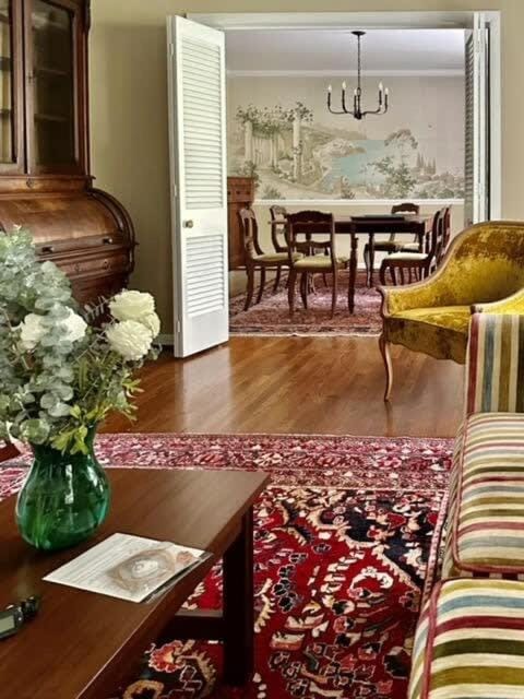 Nashville Elegance Enjoy Southern Comfort in Style House in Nashville