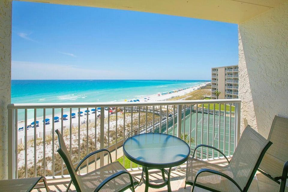 Holiday Surf and Racquet Unit 523 House in Destin