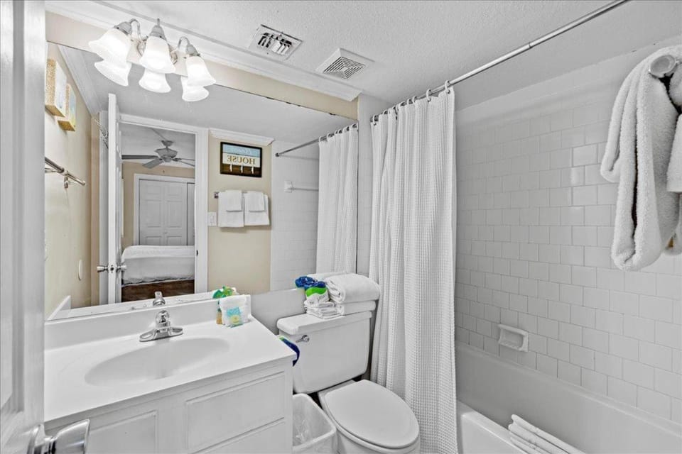 Holiday Surf and Racquet Unit 523 House in Destin