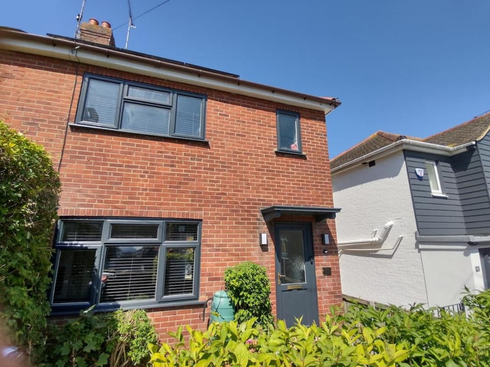 The Prospect -Central Broadstairs seaside house, large garden, outdoor dining, close to beach House in Broadstairs