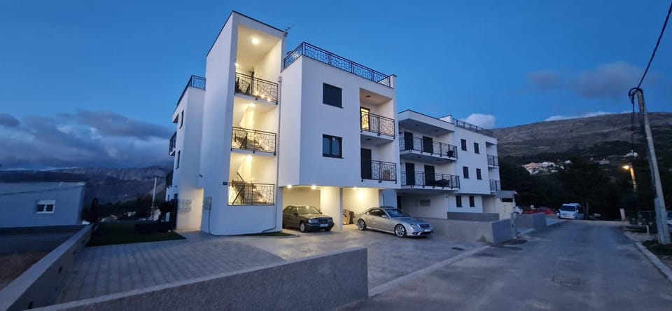 Apartments L-A-M Apartment in Podstrana
