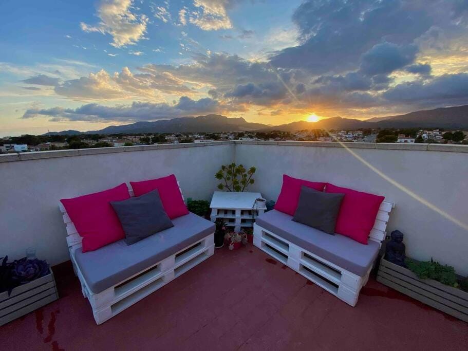 Natural landscape, View (from property/room), Mountain view, Sunset