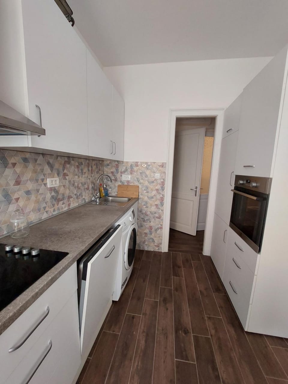 Kitchen or kitchenette, dishwasher, pet friendly, stove