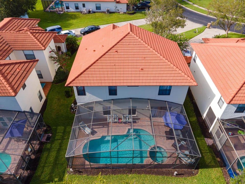 Affordable 4 Br Luxury Villa near Disney/Private Pool/Arcade/Game room Villa in Four Corners