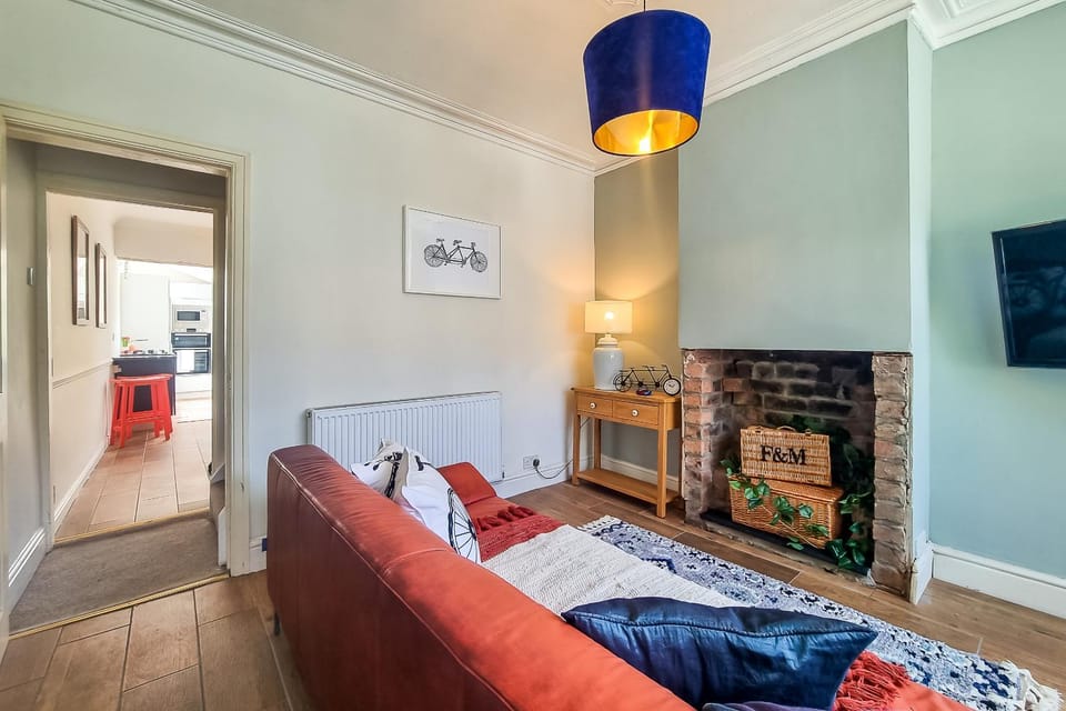 The Bs Cycle, 4 Bedroom, 2 Bathroom, House in Harrogate Centre Apartment in Harrogate