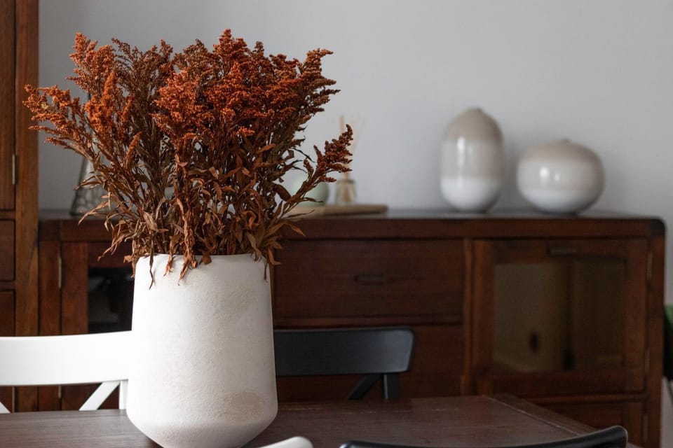Decorative detail, Dining area
