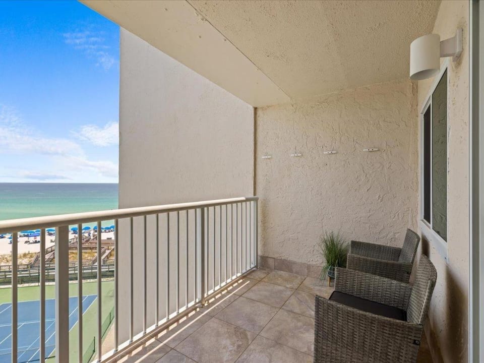 Holiday Surf and Racquet Unit 607 House in Destin