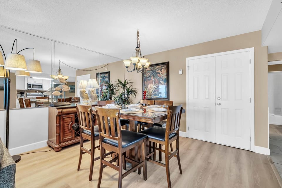 Holiday Surf and Racquet Unit 720 House in Destin