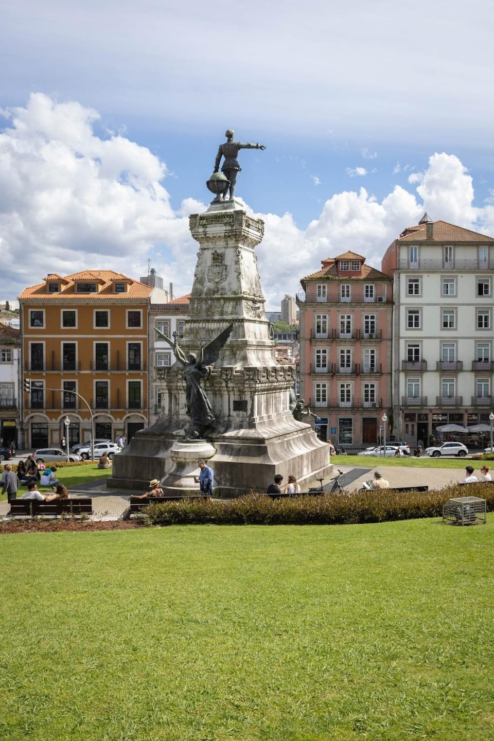 OPO Vale Formoso III Balcony&BBQ Apartment in Porto