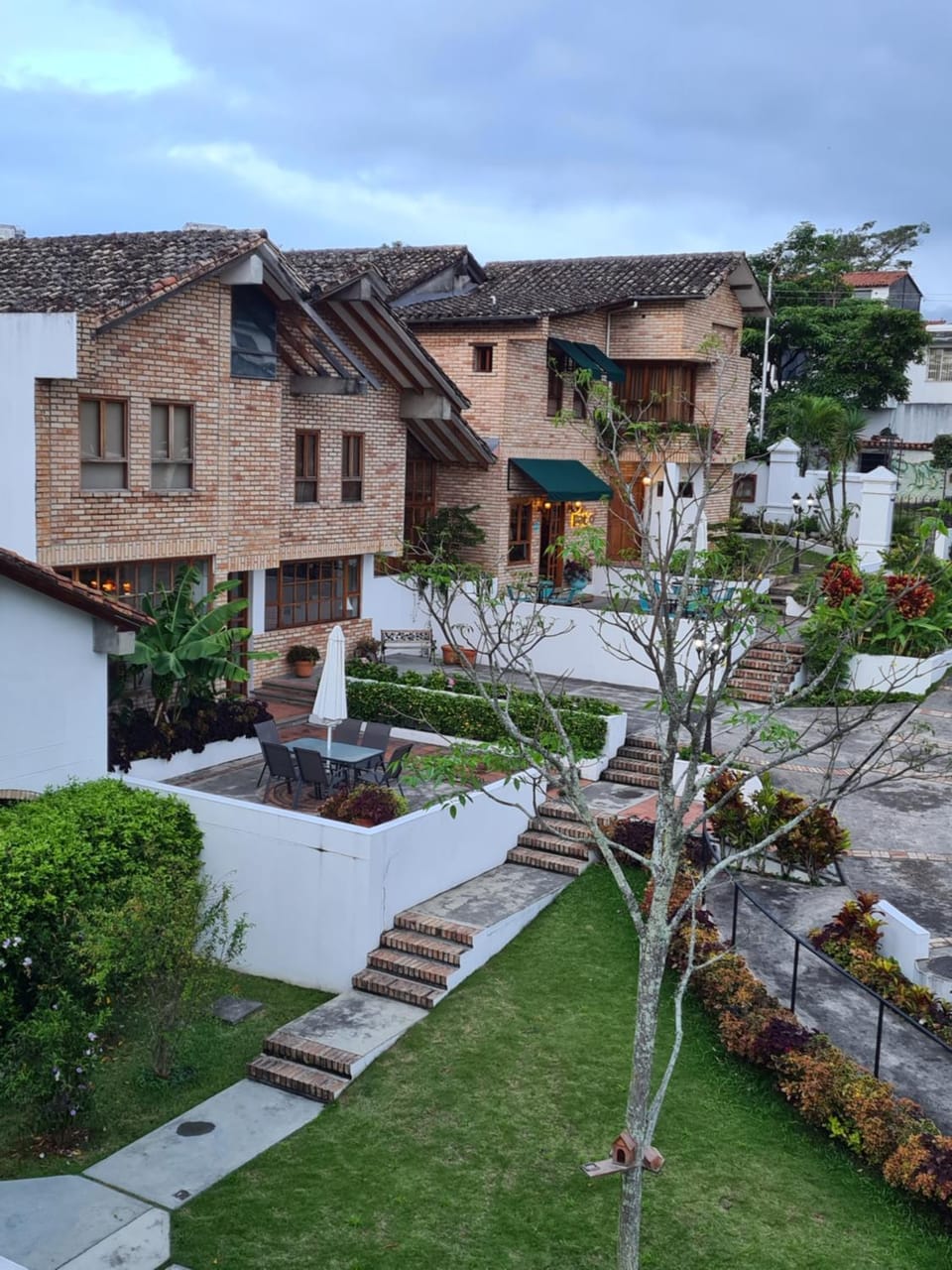 Property building, Spring, Day, Garden, Garden, View (from property/room), View (from property/room), Balcony/Terrace, Garden view, Garden view