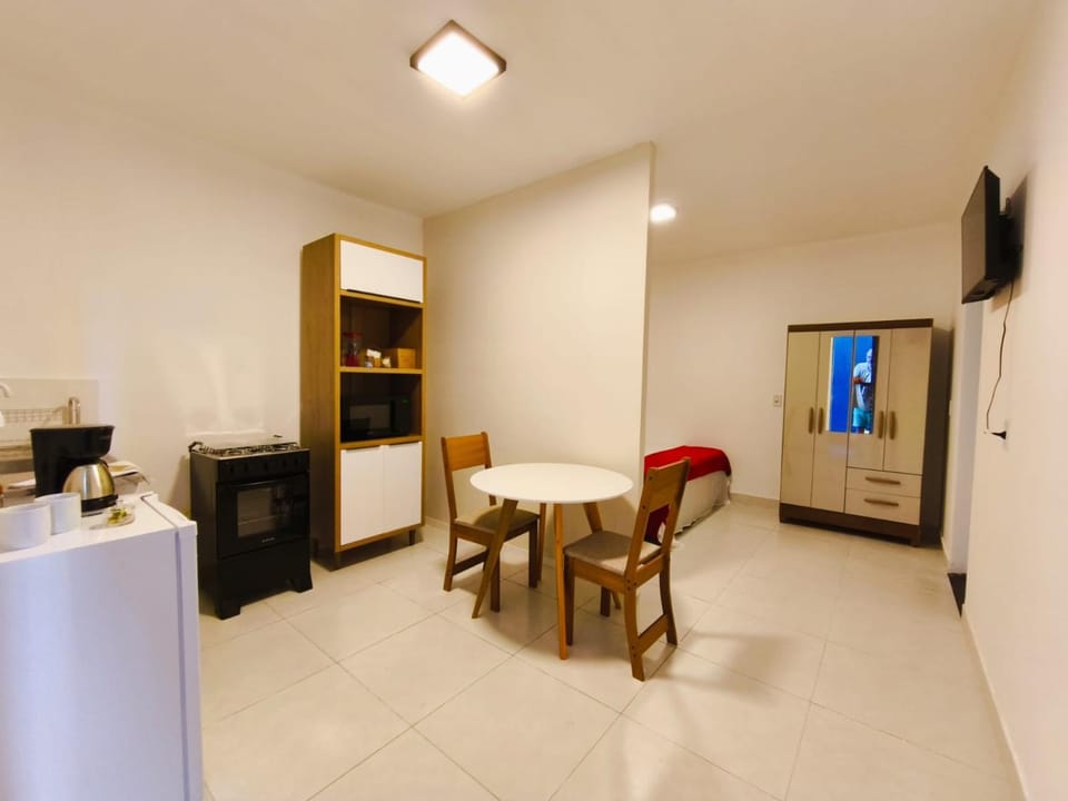 Kitchen or kitchenette, Seating area