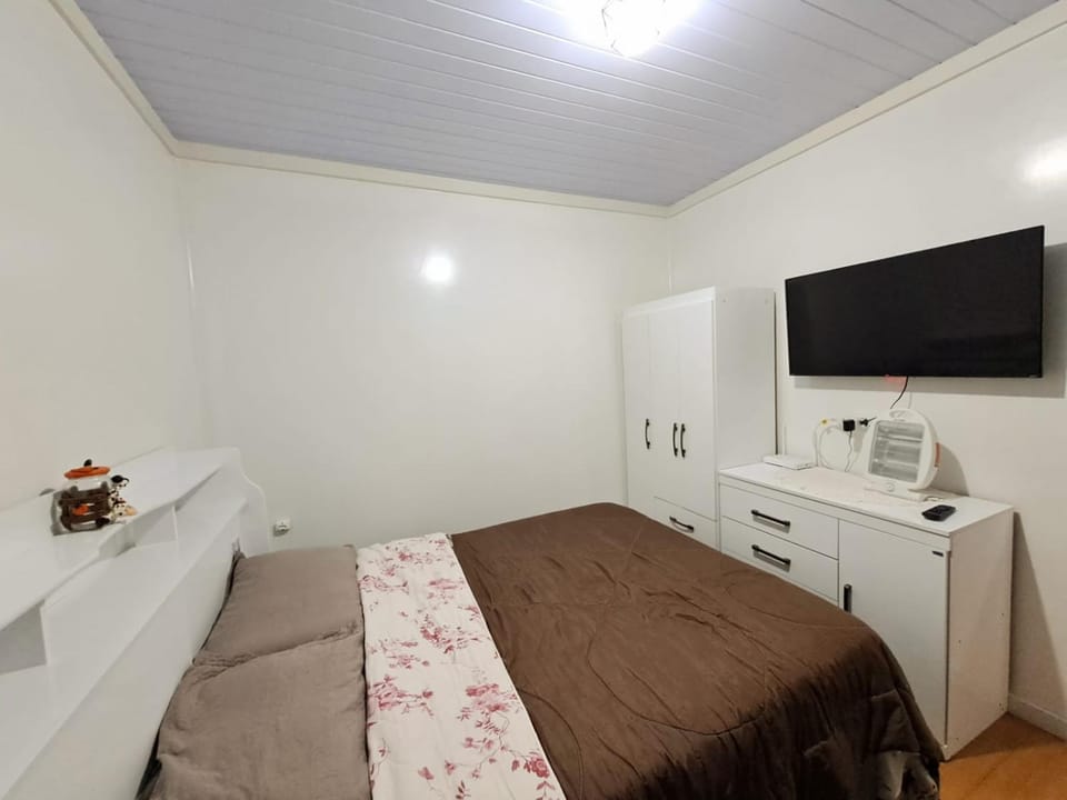 cabana da tanani Chalet in Campos do Jordão
