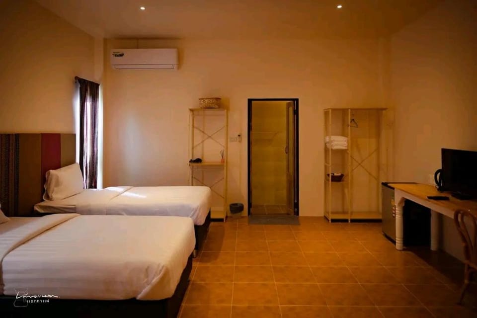 กมุทมาศ สวรรคโลก Bed and Breakfast in Thailand