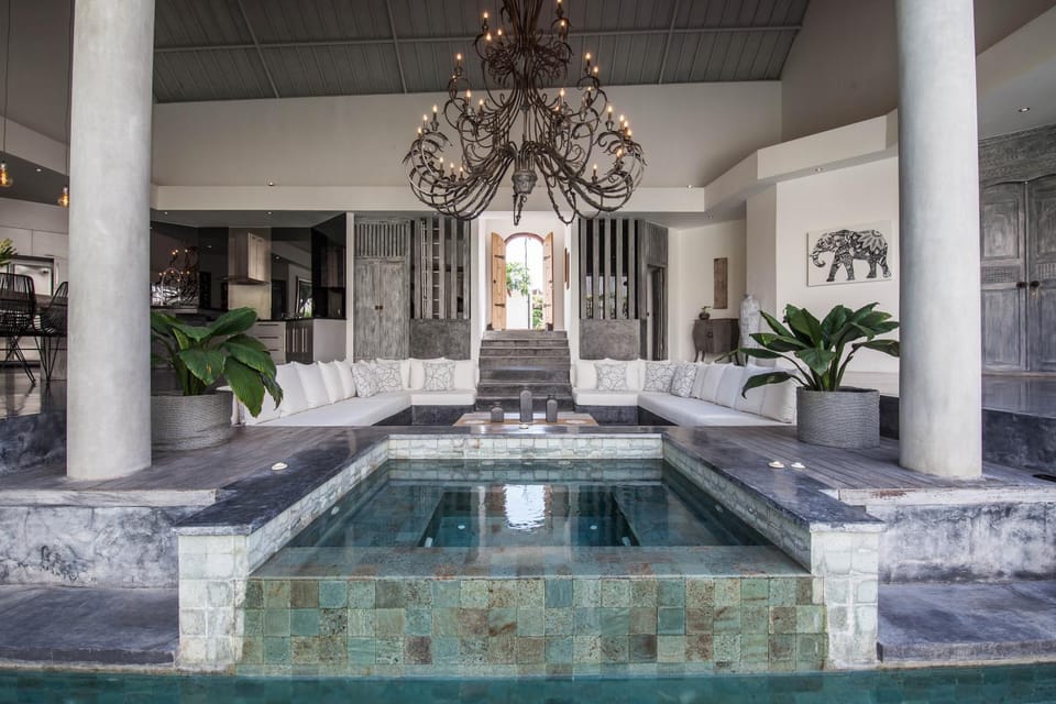 Patio, Natural landscape, Hot Tub, Living room, Seating area, Pool view, Swimming pool
