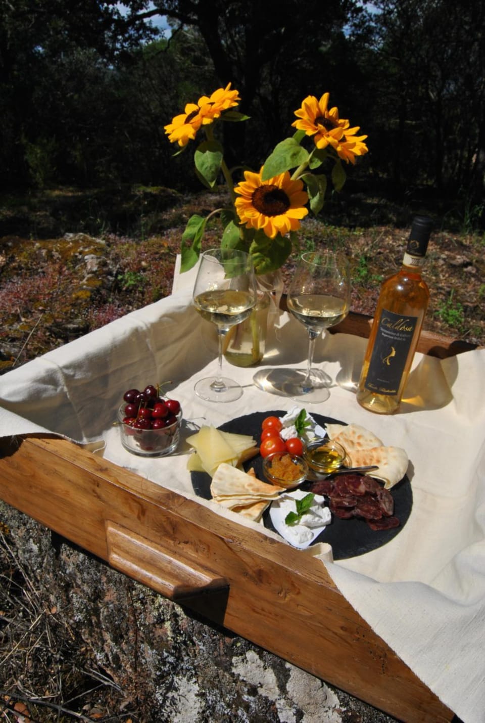 Garden, Food and drinks, Food, Garden view, Lunch, Dinner, Drinks