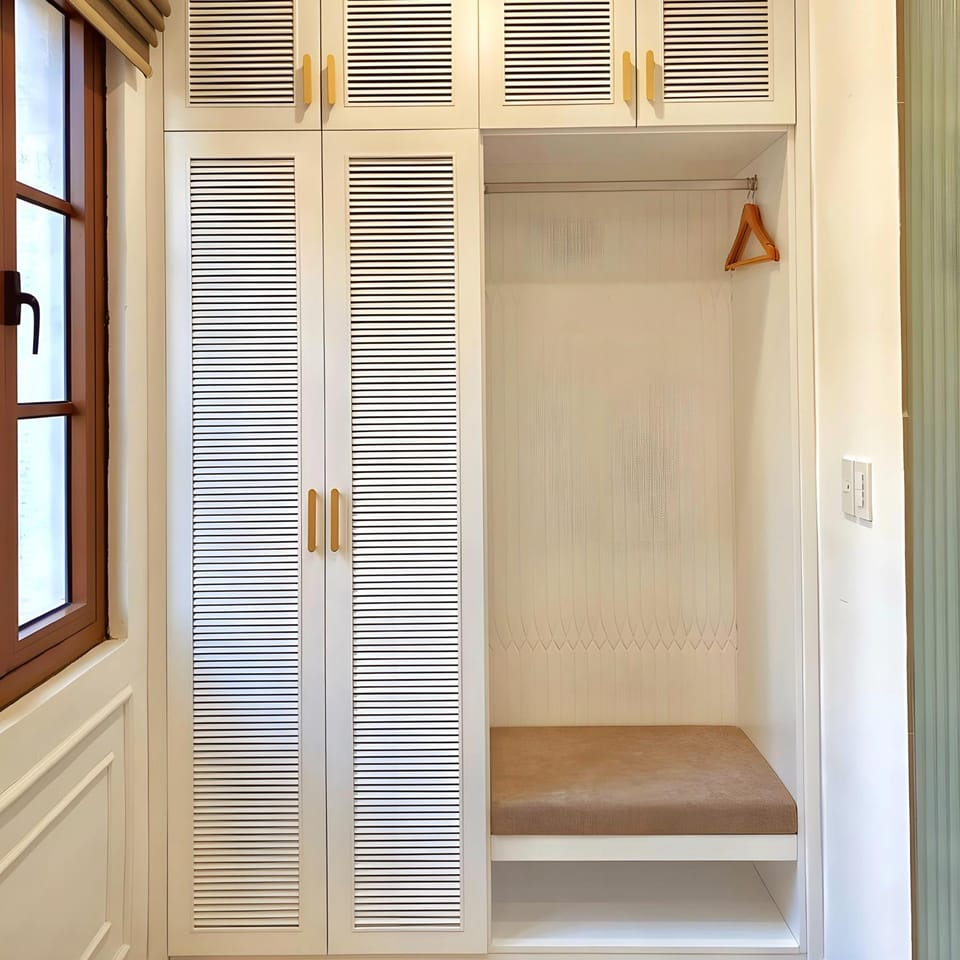 wardrobe