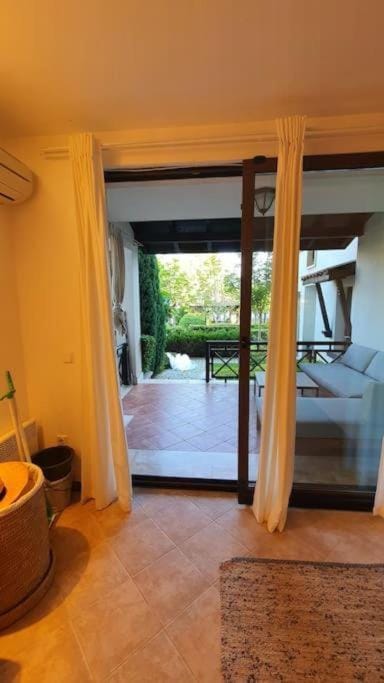 Balcony/Terrace, Balcony/Terrace