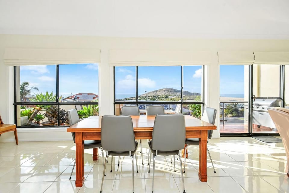 View (from property/room), Dining area