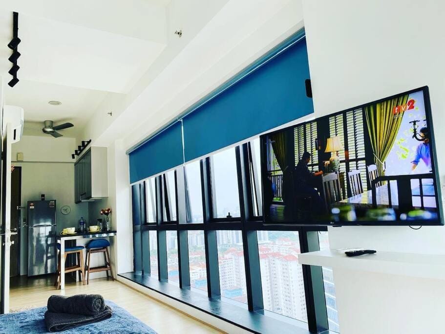 Super King-Sized Studio-Revo Apartment in Federal Territory of Kuala Lumpur