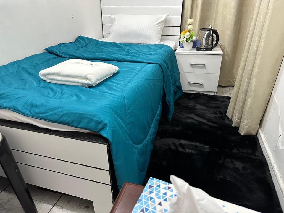 New Phenomenal Room with Sea View Hostel in Abu Dhabi