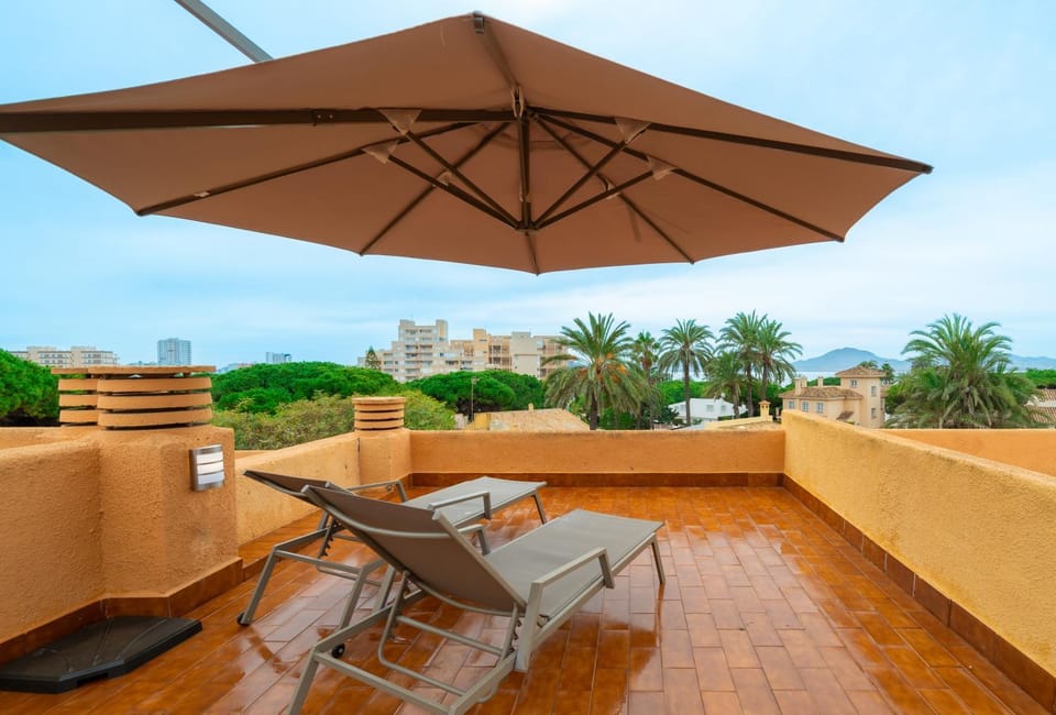 Property building, View (from property/room), Balcony/Terrace