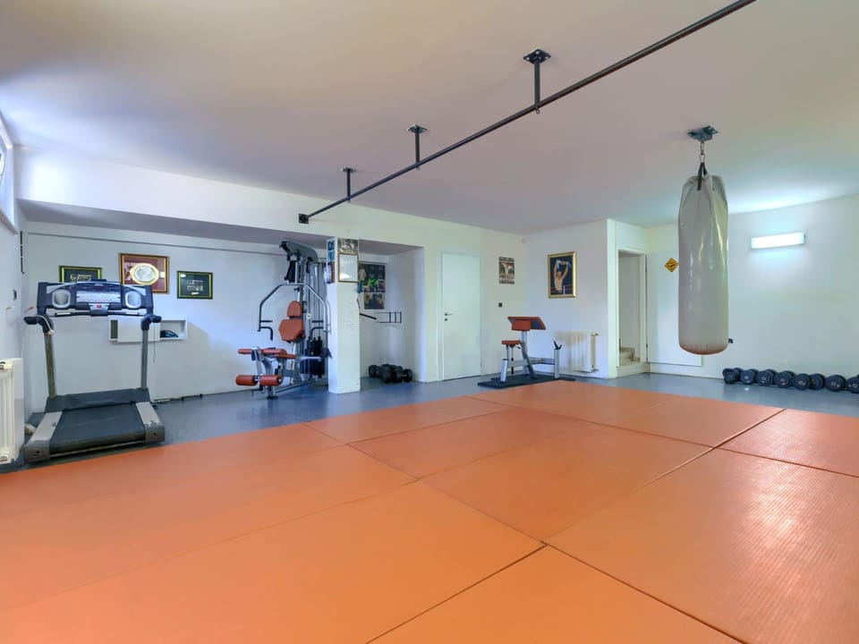 Area and facilities
