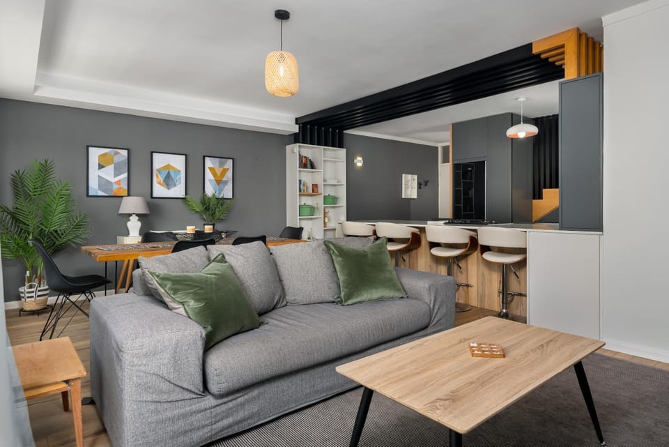 Living room, Seating area, Dining area