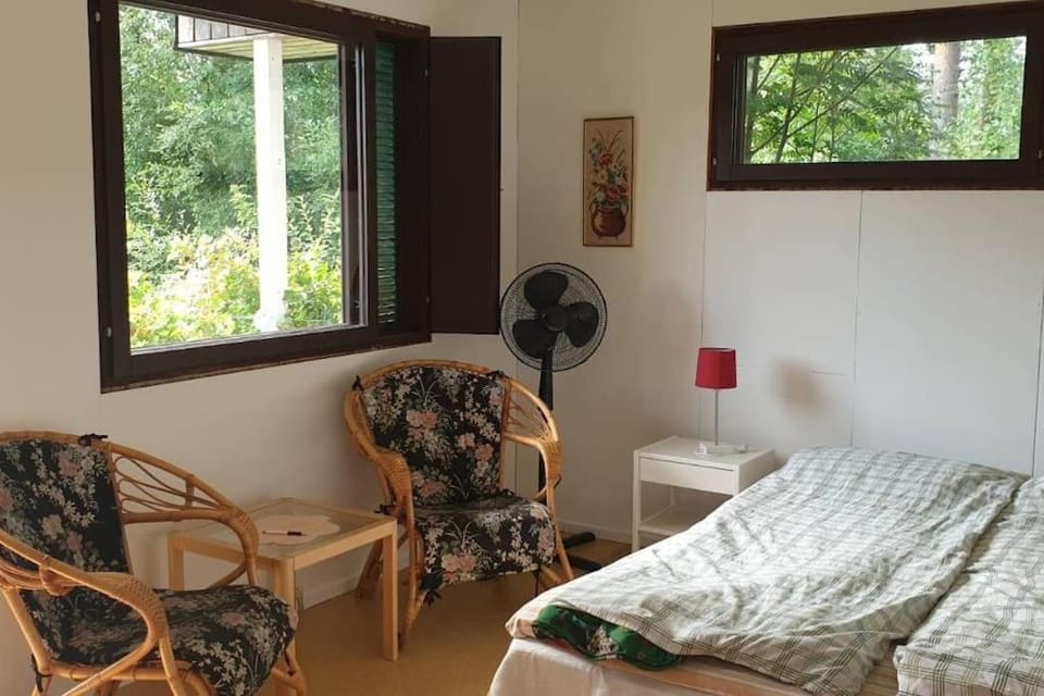 Backyard Cabin With Veranda By Kemi River In Keminmaa Cabin in Kemi