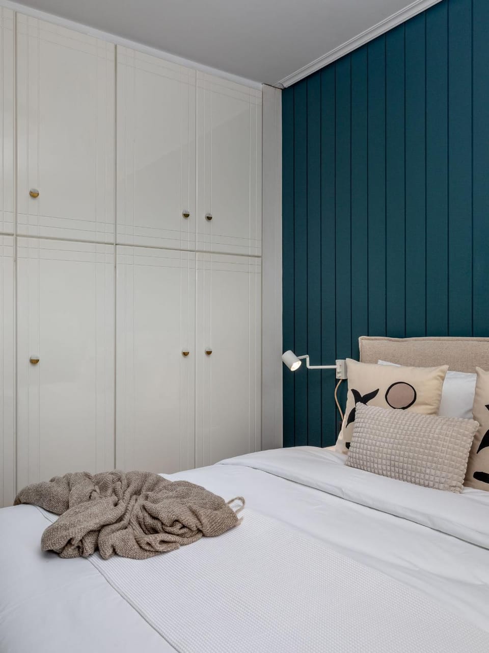 Bed, Bedroom, wardrobe