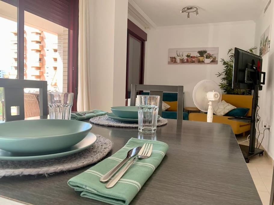 Living room, Dining area