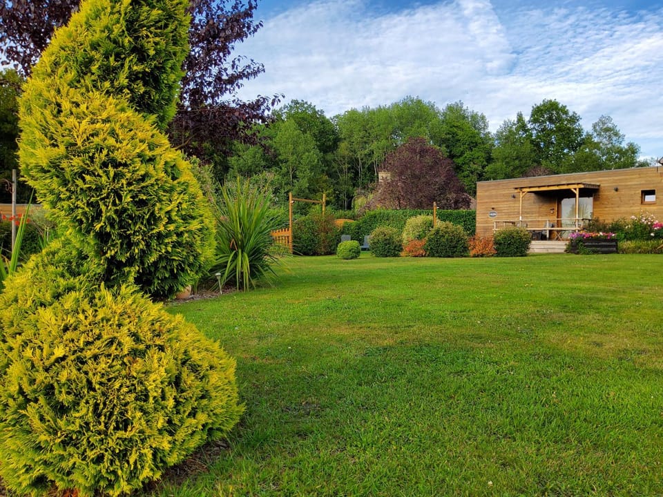L' Ensoleillée Au Doux Refuge Bed and Breakfast in Normandy