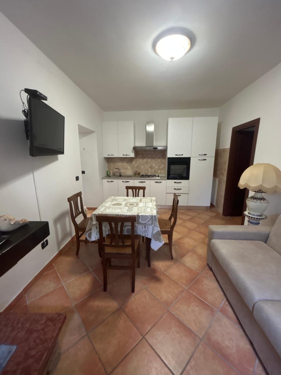 TV and multimedia, Dining area