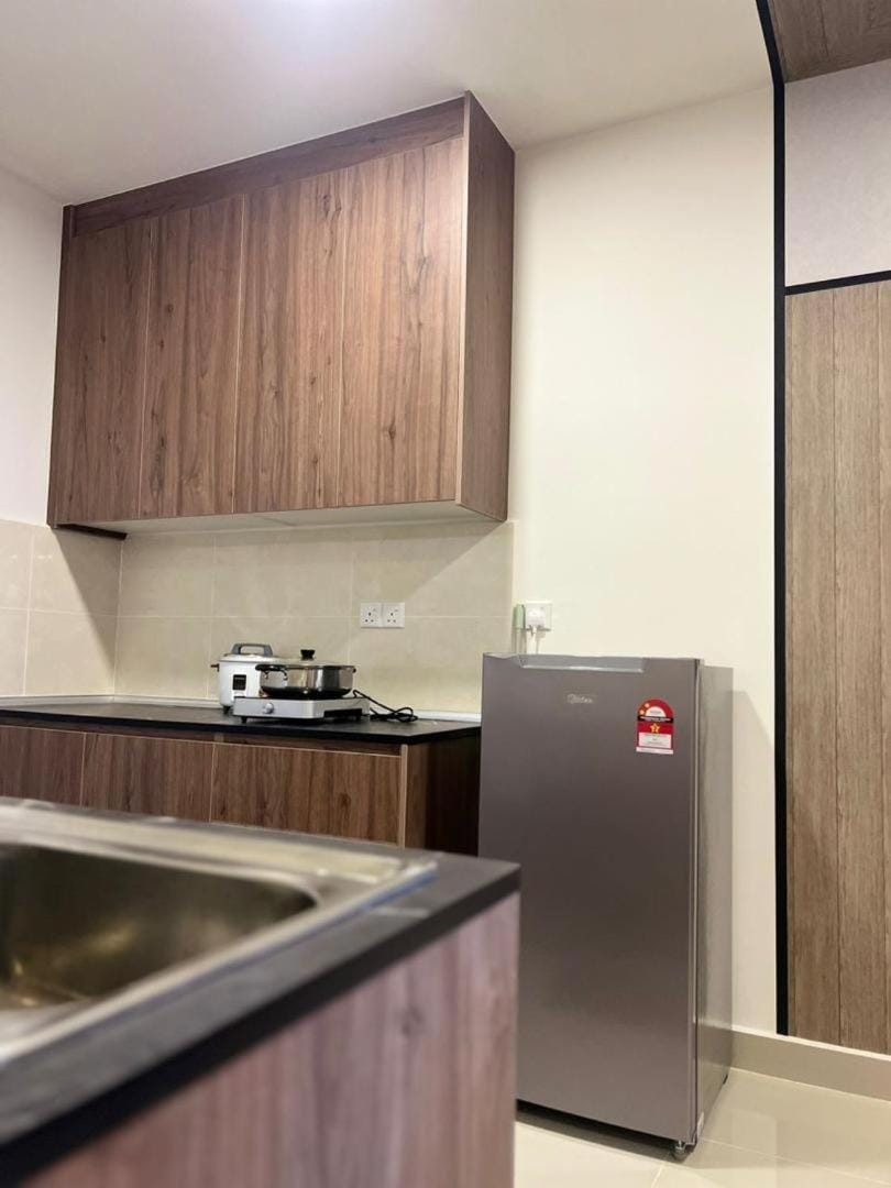 Topaz Nilam Residence 5 pax The Shore KK Centre Apartment in Kota Kinabalu