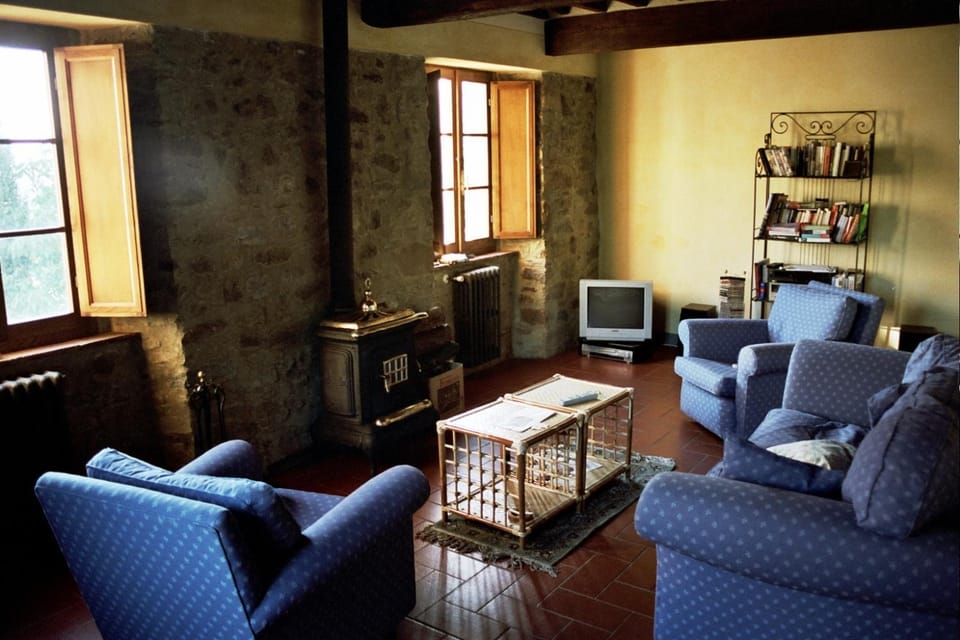 La Veduta Sleeps 8 with Garden House in Emilia-Romagna