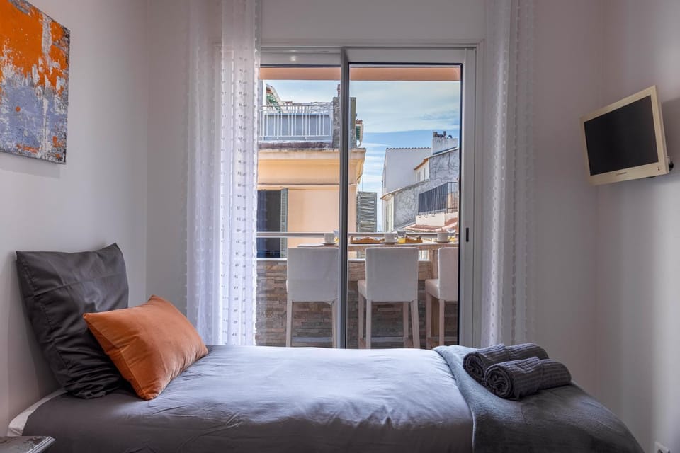 38 Meynadier 4p by Halldis Apartment in Cannes