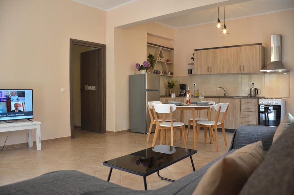 Agatha's spacious modern apt-1 Apartment in Peloponnese, Western Greece and the Ionian