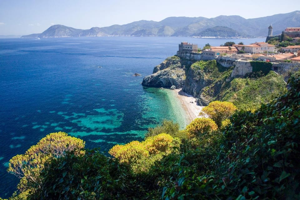Nearby landmark, Natural landscape, Beach