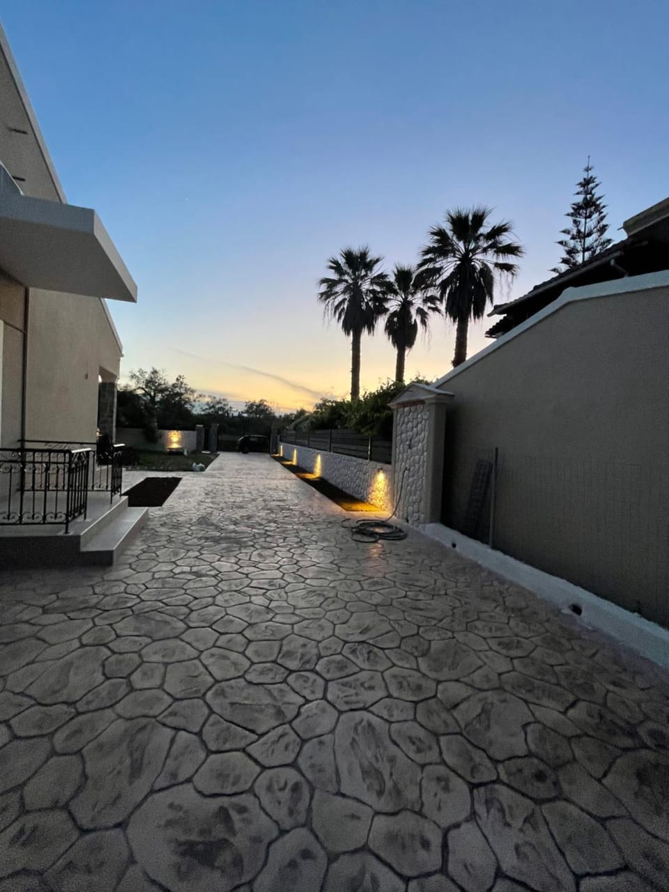 Property building, Day, Sunrise, Sunset