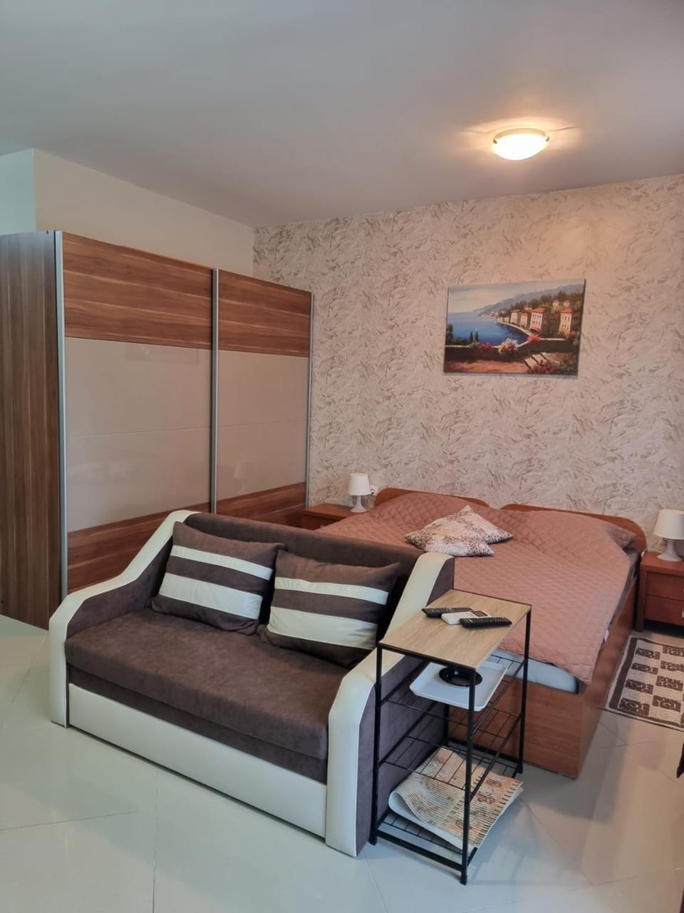 Domus Spacious Studio Apartment Apartment in Burgas Province