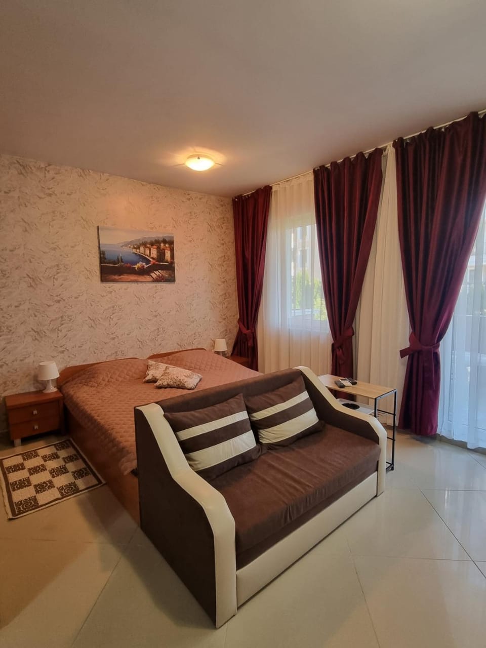 Domus Spacious Studio Apartment Apartment in Burgas Province