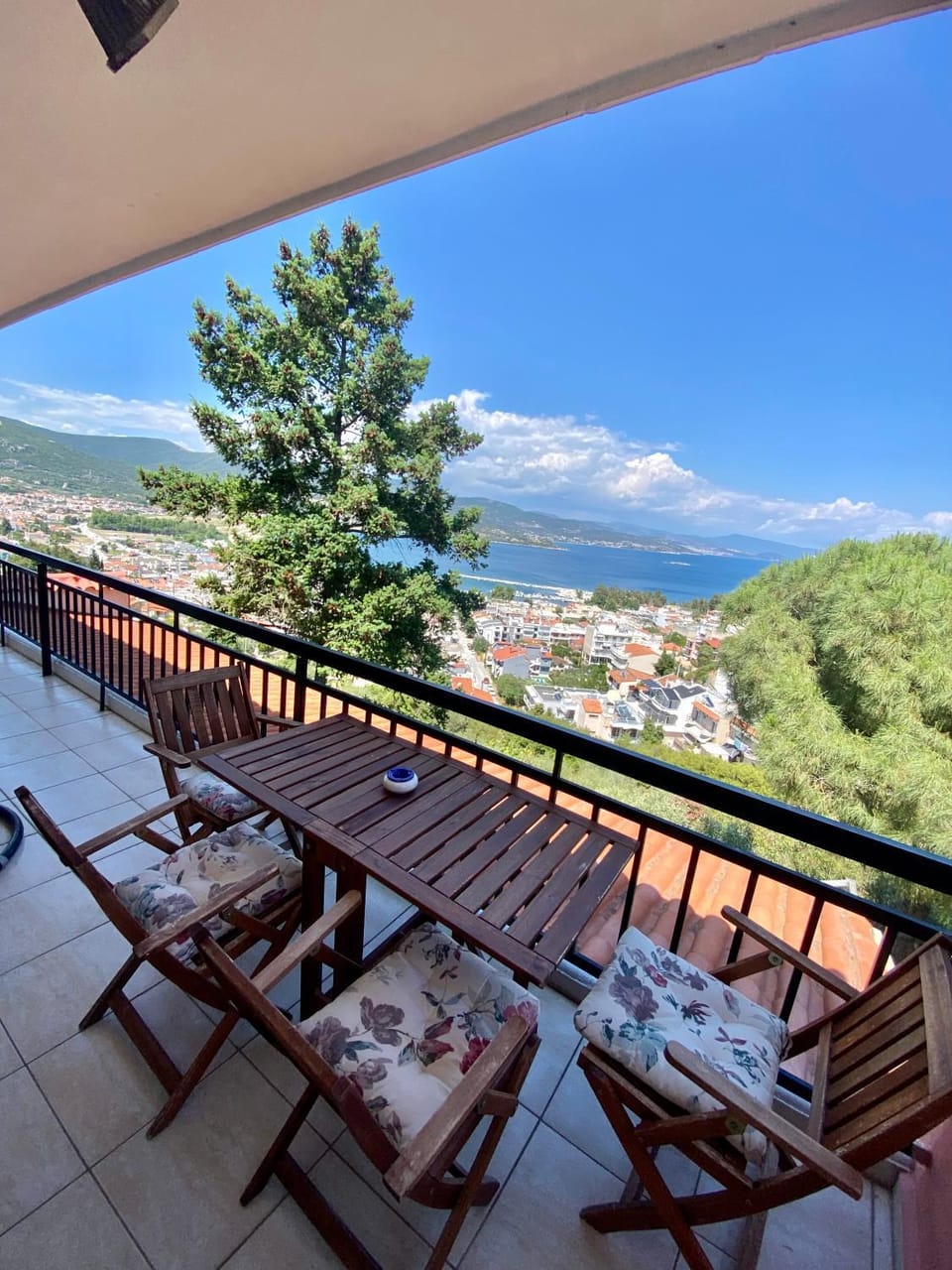 Day, Natural landscape, View (from property/room), Balcony/Terrace, Mountain view