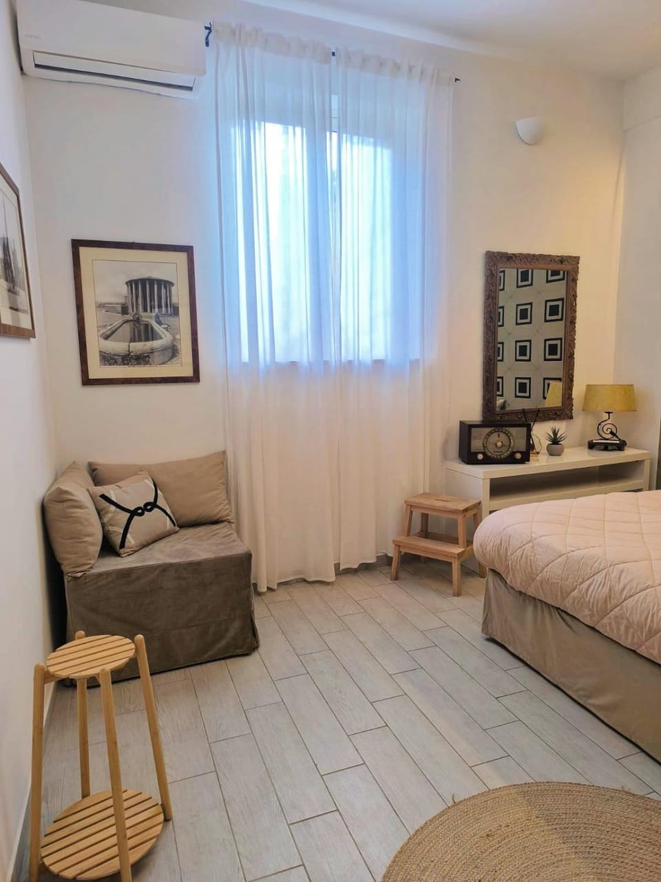 Vintage House Apartment in Rome