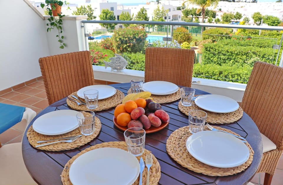 Off site, Balcony/Terrace, Dining area
