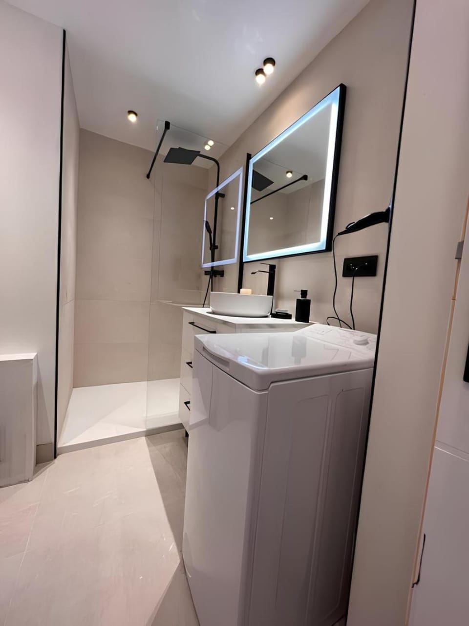 Shower, Bathroom