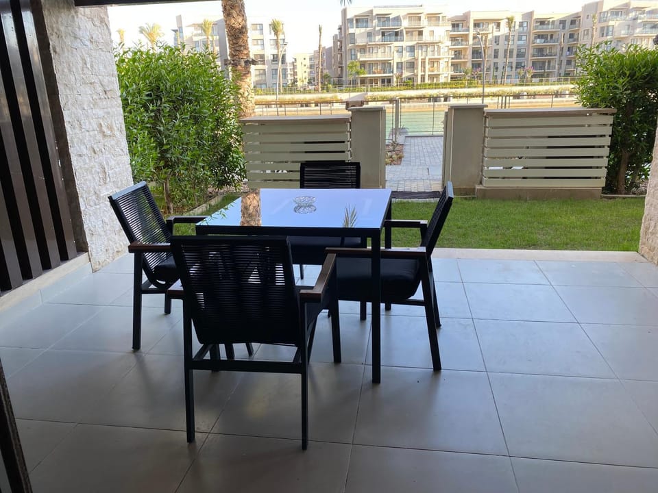 Patio, View (from property/room), Balcony/Terrace, Seating area, Dining area