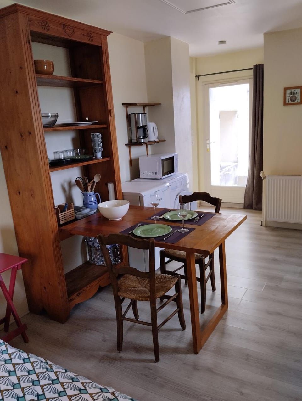 Studio calme dans les vignes avec piscine Apartment in Provence-Alpes-Côte d'Azur