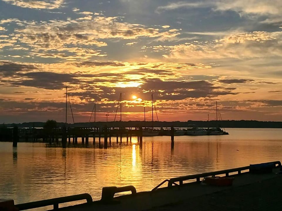 Neighbourhood, Sea view, Sunset