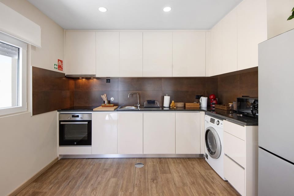 Kitchen or kitchenette, Living room