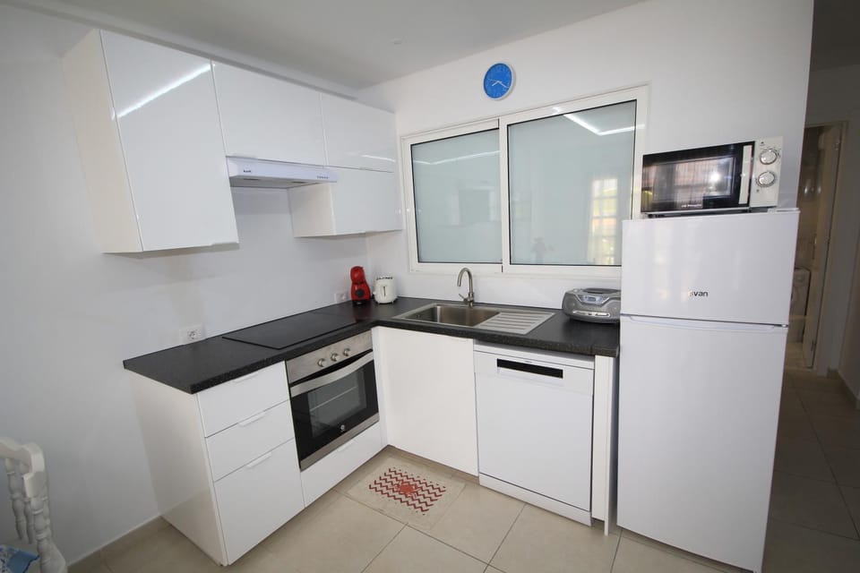 Kitchen or kitchenette, dishwasher, minibar, pet friendly, stove
